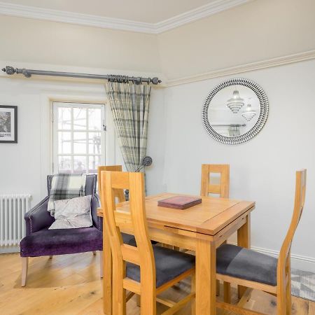 Pass The Keys Historic Ramsay Garden Apt With Balcony Views Эдинбург Экстерьер фото